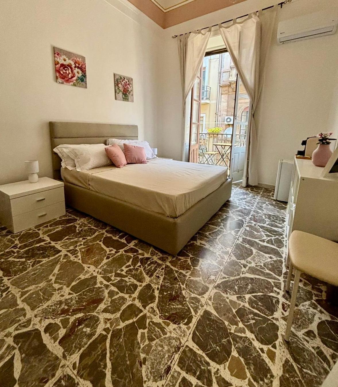 Casa Mire Otel Katanya Dış mekan fotoğraf